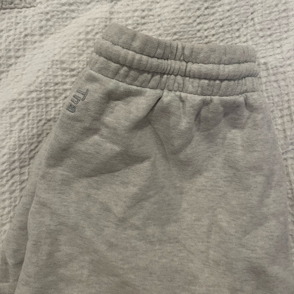 Aritzia TNA Shorts